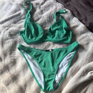Missguided Vibrant Green Bikini Set